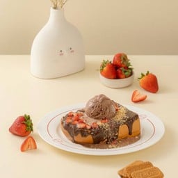 ช็อคโกแลตสตรอว์เบอร์รี่ โทสต์