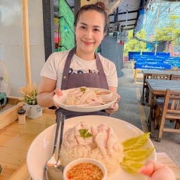 ข้าวมันไก่บางบ่อbyหน้ามอ