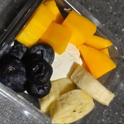 ข้าวเย็นวันนี้ และกรีกโยเกิร์ต