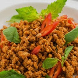 ข้าวราดพริกแกงไก่สับ