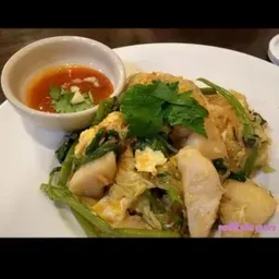 สุกี้แห้ง