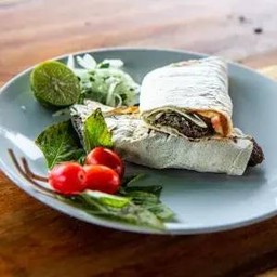 Koobideh Kebab Wrap (แซนวิชเนื้อย่าง)