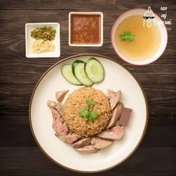 ข้าวมันตับ . . นุ่มเด้ง Chicken Liver Rice