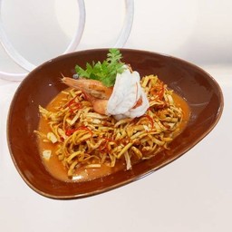 ยำหัวปลีไก่ฉีกกุ้งสด