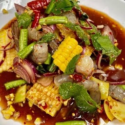 Yummy By แม่ยุ้ย (ยำ ตำ กระเพรา เมี่ยง)-ดอนเมือง