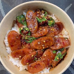 ข้าวกะเพรากุนเชียง