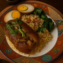 ขาหมู  หมูดีมีบุญ อร่อยมาก