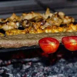 Beef Skewer (เนื้อย่างเสียบเหล็ก)