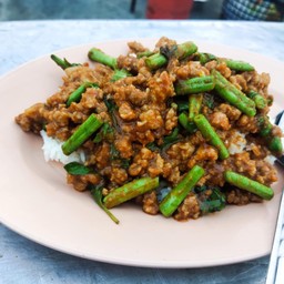 พริกแกงหมูสับ+ถั่ว