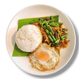 พริกแกงไก่ราดข้าว Chicken Curry Paste With Rice
