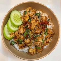 ข้าวกระเพราหมูชิ้น