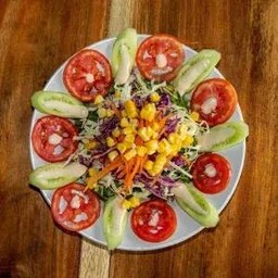 Season's Salad (สบัดผักตามฤดูกาล)