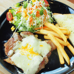 DL สเต็กหมูชีส