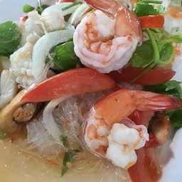 ยำวุ้นเส้นทะเล