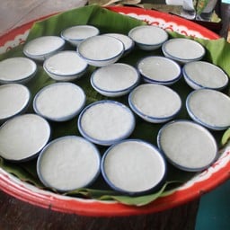 ขนมถ้วยหอมๆ 3คู่