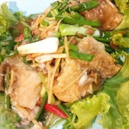 ร้านอีสาน แซ่บนัว ยั่วยวน (สามแยกหัวพานเหล็ก) สามแยกหัวพานเหล็ก