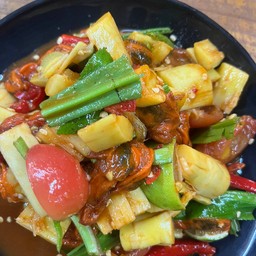 ตำหน่อไมัหอยดอง