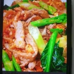 ก๋วยเตี๋ยวผัดซีอิ๊ว - Fried noodle with black sauce