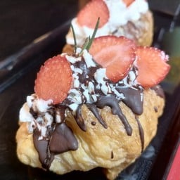 RedBlackCroffle เรดเบล็ค ครอฟเฟิล ตลาดสายใต้เซ็นเตอร์