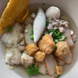 ก๋วยเตี๋ยวน้ำใส