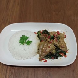 ข้าวกะเพราตับหมู