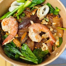 ผัดซีอิ้วทะเล (เส้นใหญ่)