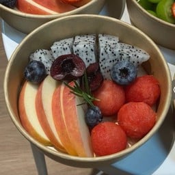 แอปเปิ้ล,แตงโม,แก้วมังกร,บลูเบอร์รี่,เชอร์รี่