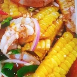 ยำข้าวโพดกุ้งสดน้ำปลาร้า