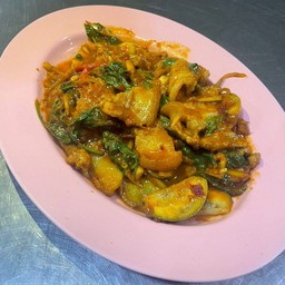 หมูป่าผัดเผ็ด