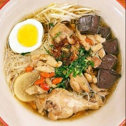 หมี่จั๊บไก่