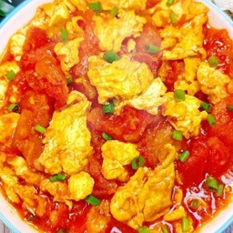 มะเขือเทศผัดกับไข่