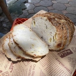 Sourdough loaf ( Bacon & cheese )
