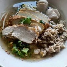 ก๋วยเตี๋ยวต้มยำน้ำใส