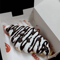 ครอฟเฟิล -วิปปิ้ง -ซอสช๊อคโกแลต