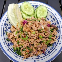 ลาบหมูรสเด็ดราดข้าว
