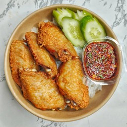 ข้าวสวย+ปีกไก่ทอด5ชิ้น