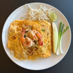 ผัดไทย …