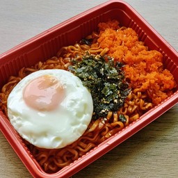 มาม่าไข่ดาว