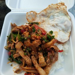 ผัดเผ็ดหมูป่า