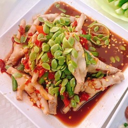 ร้านส้มตำเจ๊โบว์แดง