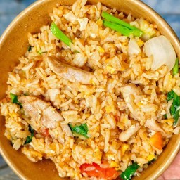 ข้าวผัดหมูชิ้น