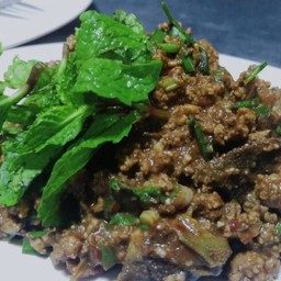 ก้อยเนื้อ คั่วสุก