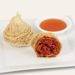 เผือกทอดไส้หมูแดง