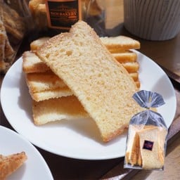 ปังกรอบเนยนม