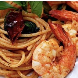 สปาเก็ตตี้ ผัดพริกเผากุ้ง