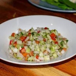 Shiraz Salad (สลัดเปรั้ยวอิหร่าน)