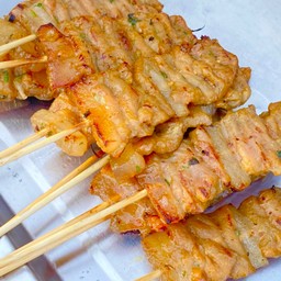 หมู 10 ไม้ + ข้าวเหนียว 2 ห่อ