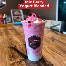 มิกซ์เบอร์รี่โยเกิร์ตปั่น