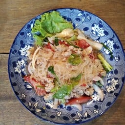 ยำวุ้นเส้นหมูสับ