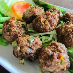 ลาบหมูทอด